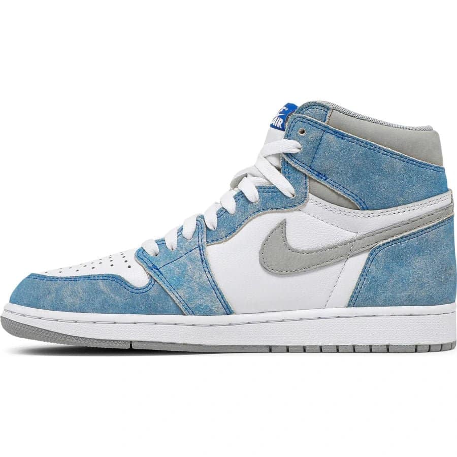 Air Jordan 1 Retro High Hyper Royal Sneakers - Image 3